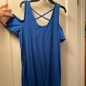 Criss cross cold shoulder dress